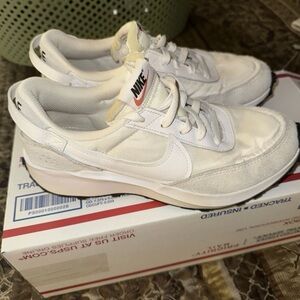 Nike waffle Womens Shoes Size 8.5 Preowned